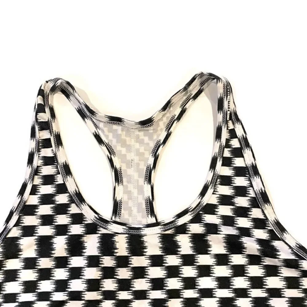 Nike Dri-Fit Sleeveless Workout Tank Top Activewear Black & White Pattern M